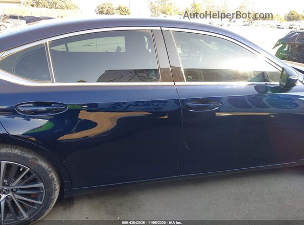 58ADA1C1XRU047121 2024 LEXUS ES 300H Blue Widok wnętrza 360 stopni