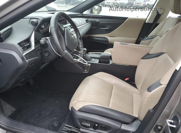 58AEA1C15MU011382 2021 LEXUS ES Silver Vista interior delantera