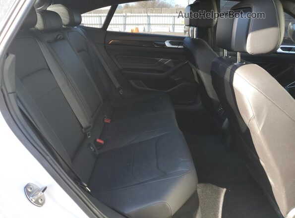 WVWSR7AN0NE011995 2022 VOLKSWAGEN ARTEON Белый Вид задней части салона