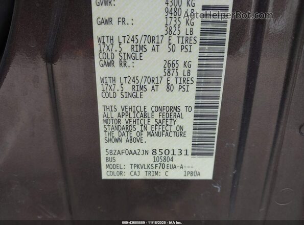 5BZAF0AA2JN850131 2018 NISSAN NV PASSENGER NV3500 HD Brown Շարժիչի բաժամունքի տեսք