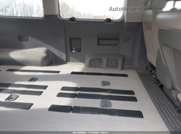 5BZAF0AA2JN850131 2018 NISSAN NV PASSENGER NV3500 HD Brown VIN կոդի պիտակի տեսք