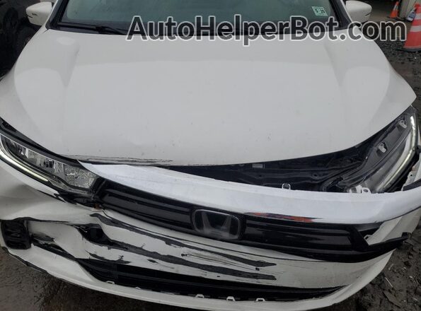 5FNRL6H67RB051598 2024 HONDA ODYSSEY White Engine compartment view