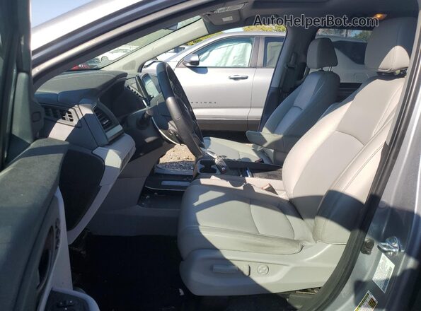 5FNRL6H68RB001373 2024 HONDA ODYSSEY Silver Front interior view