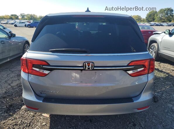 5FNRL6H68RB001373 2024 HONDA ODYSSEY Silver Rear view