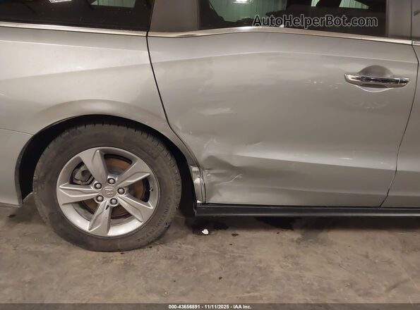 5FNRL6H72LB023269 2020 HONDA ODYSSEY Серебряный Вид спереди