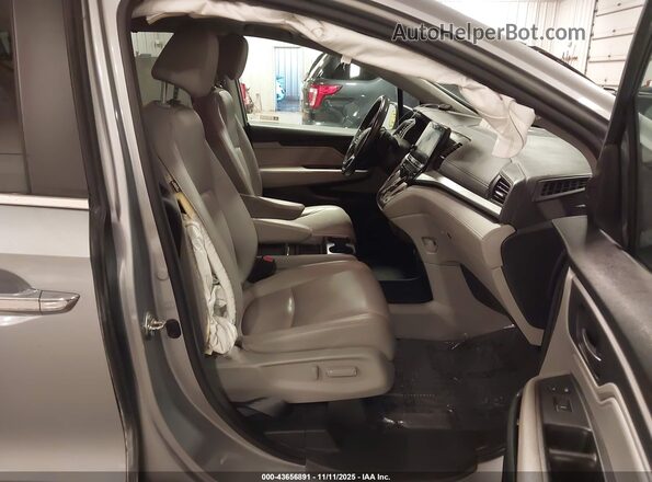 5FNRL6H72LB023269 2020 HONDA ODYSSEY Серебряный Вид салона спереди