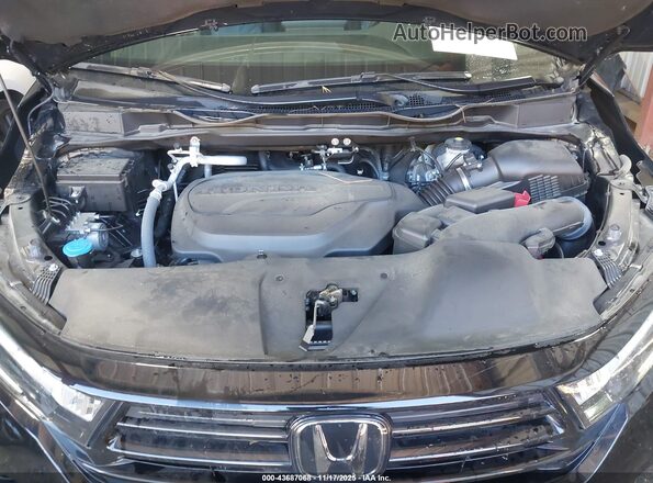 5FNRL6H73RB041028 2024 HONDA ODYSSEY Black Rear view