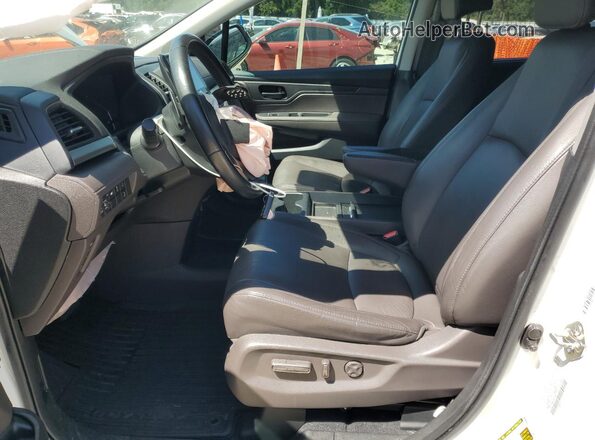 5FNRL6H76LB073527 2020 HONDA ODYSSEY White Front interior view
