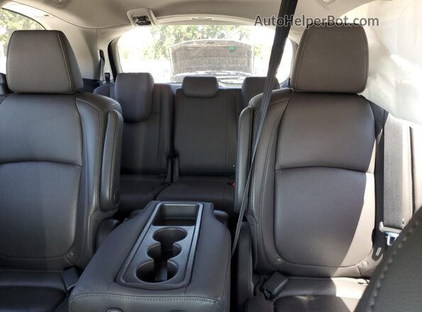 5FNRL6H76LB073527 2020 HONDA ODYSSEY White Rear seats view
