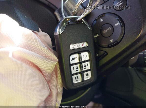 5FNRL6H76RB004586 2024 HONDA ODYSSEY Black Առջևի վահանակի տեսք