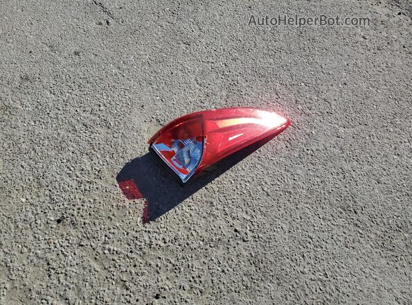5FNRL6H7XJB046618 2018 HONDA ODYSSEY Белый 