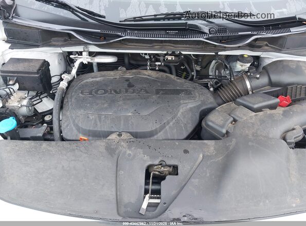 5FNRL6H82NB009819 2022 HONDA ODYSSEY White უკანა ხედი