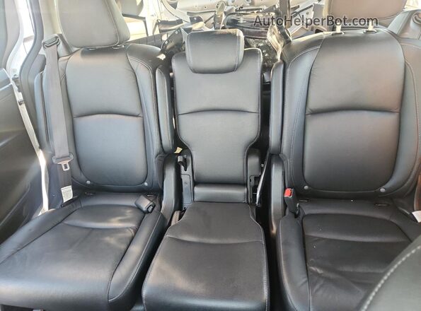 5FNRL6H83NB026578 2022 HONDA ODYSSEY White Widok tylnych siedzeń