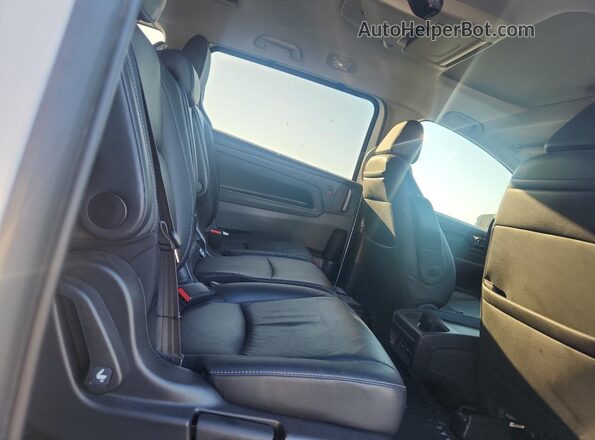 5FNRL6H83NB026578 2022 HONDA ODYSSEY White Widok wnętrza z tyłu