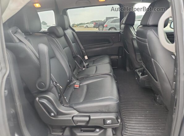 5FNRL6H83PB005863 2023 HONDA ODYSSEY Gray Widok wnętrza z tyłu