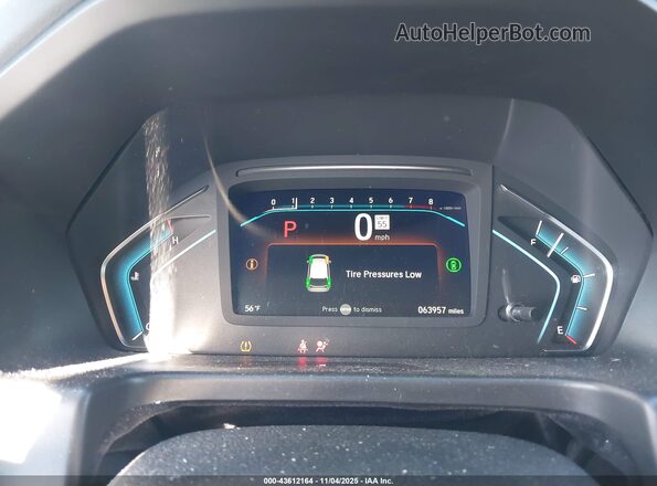 5FNRL6H88NB040587 2022 HONDA ODYSSEY Серебряный Вид задних сидений