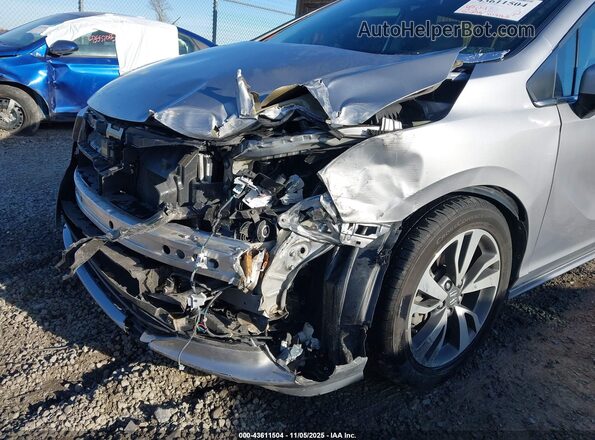5FNRL6H88NB053680 2022 HONDA ODYSSEY Silver Widok z przodu