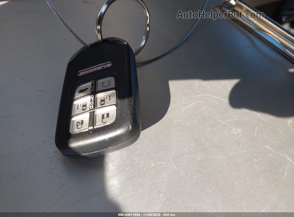 5FNRL6H88NB053680 2022 HONDA ODYSSEY Silver Widok deski rozdzielczej