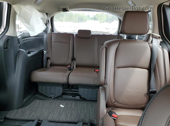 5FNRL6H89SB077031 2025 HONDA ODYSSEY White Rear seats view