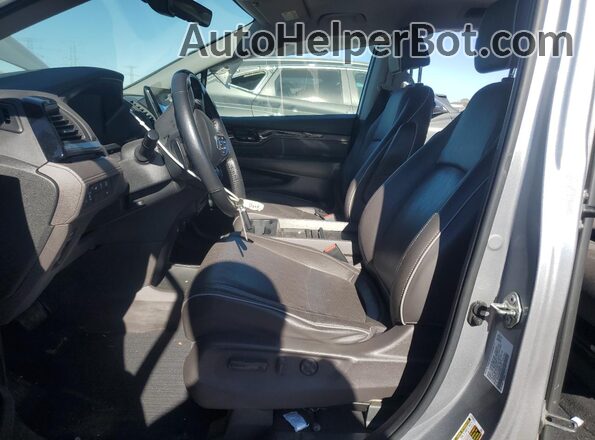 5FNRL6H93MB017810 2021 HONDA ODYSSEY Серебряный Вид салона спереди
