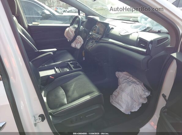 5FNRL6H93PB018282 2023 HONDA ODYSSEY White Vista interior delantera