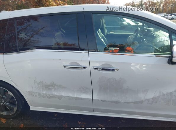 5FNRL6H93PB018282 2023 HONDA ODYSSEY White Vista interior de 360 grados