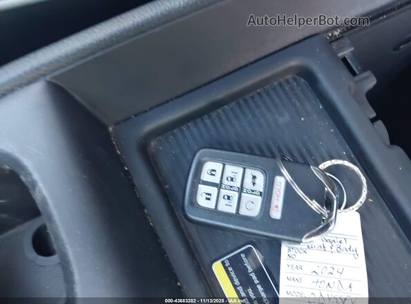 5FNRL6H93RB025591 2024 HONDA ODYSSEY White Widok deski rozdzielczej