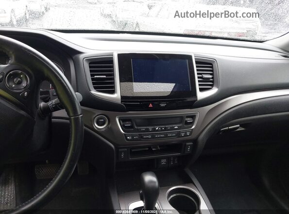 5FNYF5H57JB023972 2018 HONDA PILOT Черный Вид спереди