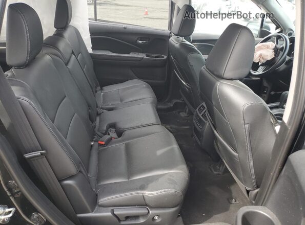 5FNYF6H53LB033083 2020 HONDA PILOT Black Rear interior view