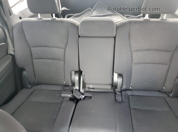 5FNYF7H26MB002987 2021 HONDA PASSPORT Белый Вид задних сидений