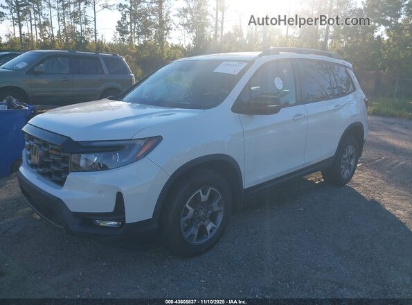 5FNYF8H66NB002997 2022 HONDA PASSPORT White Front left