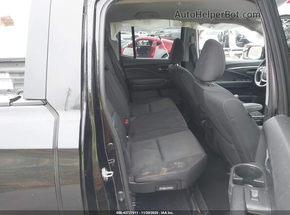 5FPYK2F10JB000695 2018 HONDA RIDGELINE Black Widok naklejki z numerem VIN
