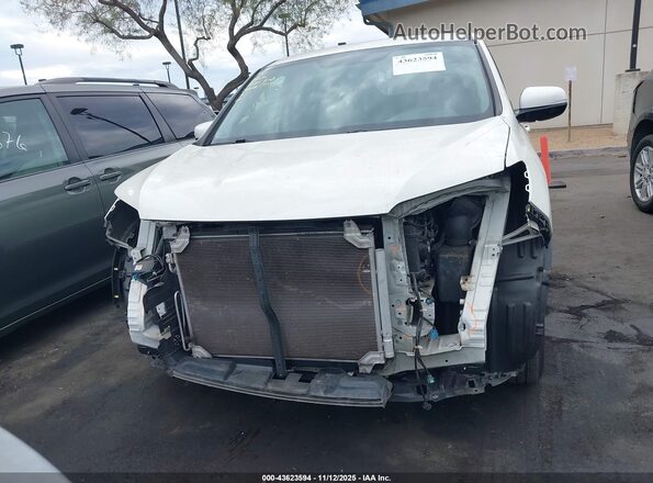 5FPYK2F11JB001404 2018 HONDA RIDGELINE White Rear interior view