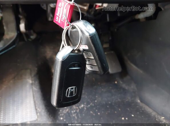 5FPYK3F52JB003140 2018 HONDA RIDGELINE Gray 