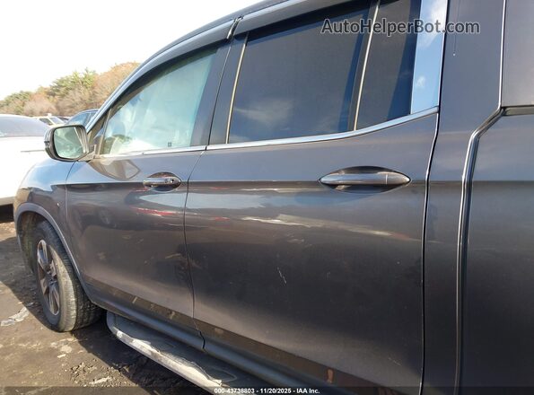 5FPYK3F52JB003140 2018 HONDA RIDGELINE Gray 