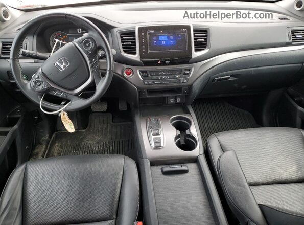 5FPYK3F52LB009877 2020 HONDA RIDGELINE Gray Вид панелі приладів