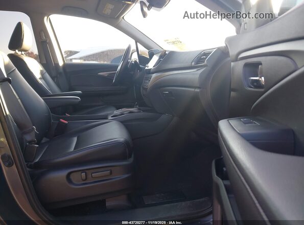 5FPYK3F52NB002849 2022 HONDA RIDGELINE Серый Вид салона спереди