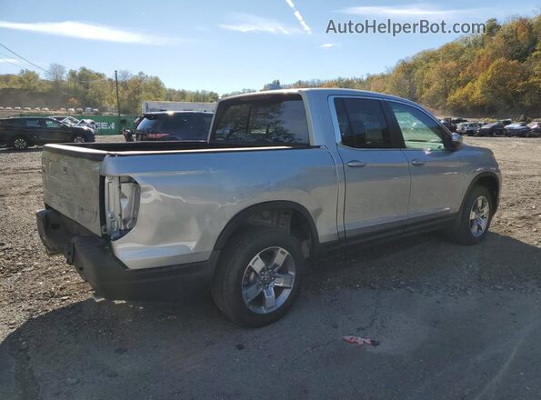 5FPYK3F55SB028552 2025 HONDA RIDGELINE Silver Задня права чверть