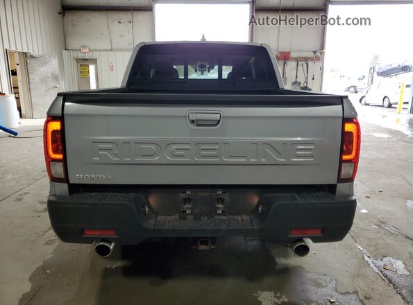 5FPYK3F58SB001927 2025 HONDA RIDGELINE Silver Widok z tyłu