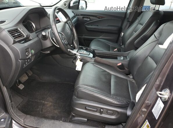 5FPYK3F73LB025510 2020 HONDA RIDGELINE Charcoal Front interior view