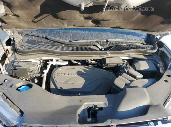 5FPYK3F78MB010079 2021 HONDA RIDGELINE Silver უკანა სალონის ხედი