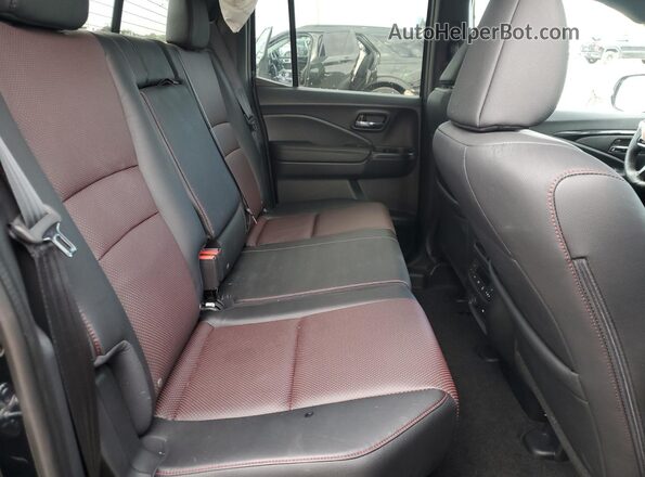 5FPYK3F89RB019972 2024 HONDA RIDGELINE Black Vista de los asientos traseros