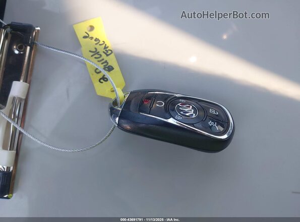 5GAERBKW2LJ256701 2020 BUICK ENCLAVE Черный Вид панели приборов