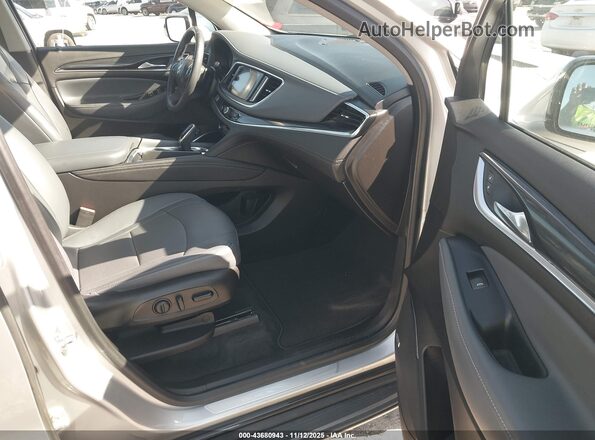 5GAERBKW2MJ253282 2021 BUICK ENCLAVE Silver წინა სალონის ხედი