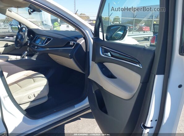 5GAERBKW4MJ192548 2021 BUICK ENCLAVE White Front interior view