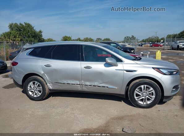 5GAERBKW7MJ178286 2021 BUICK ENCLAVE Silver Vista interior trasera