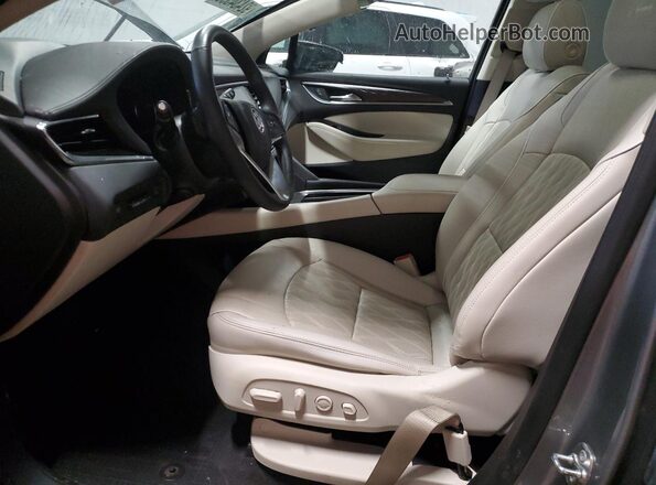 5GAEVCKW1RJ120019 2024 BUICK ENCLAVE Серебряный Вид салона спереди