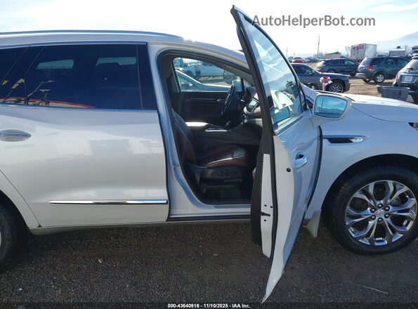5GAEVCKW3JJ182638 2018 BUICK ENCLAVE White Vista interior delantera