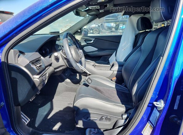 5J8TC1H69ML011894 2021 ACURA RDX Blue Front interior view