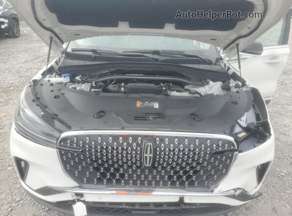5LM5J6WC5SGL25947 2025 LINCOLN AVIATOR Белый Вид подкапотного пространства